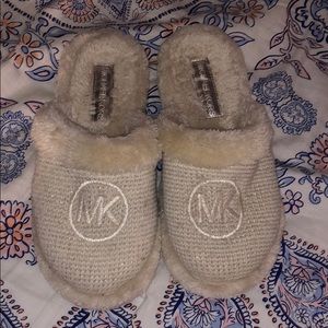 Micheal Kors slippers